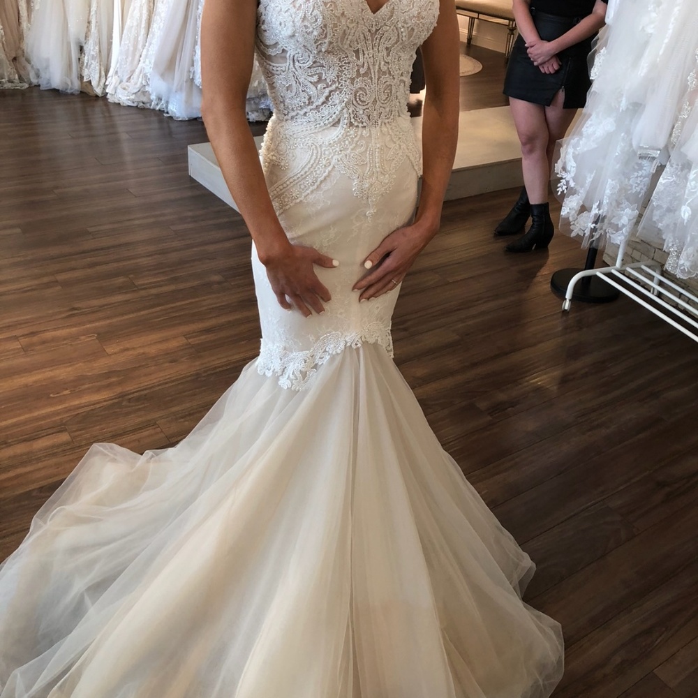 Netta Benshabu Isolde Wedding Dress